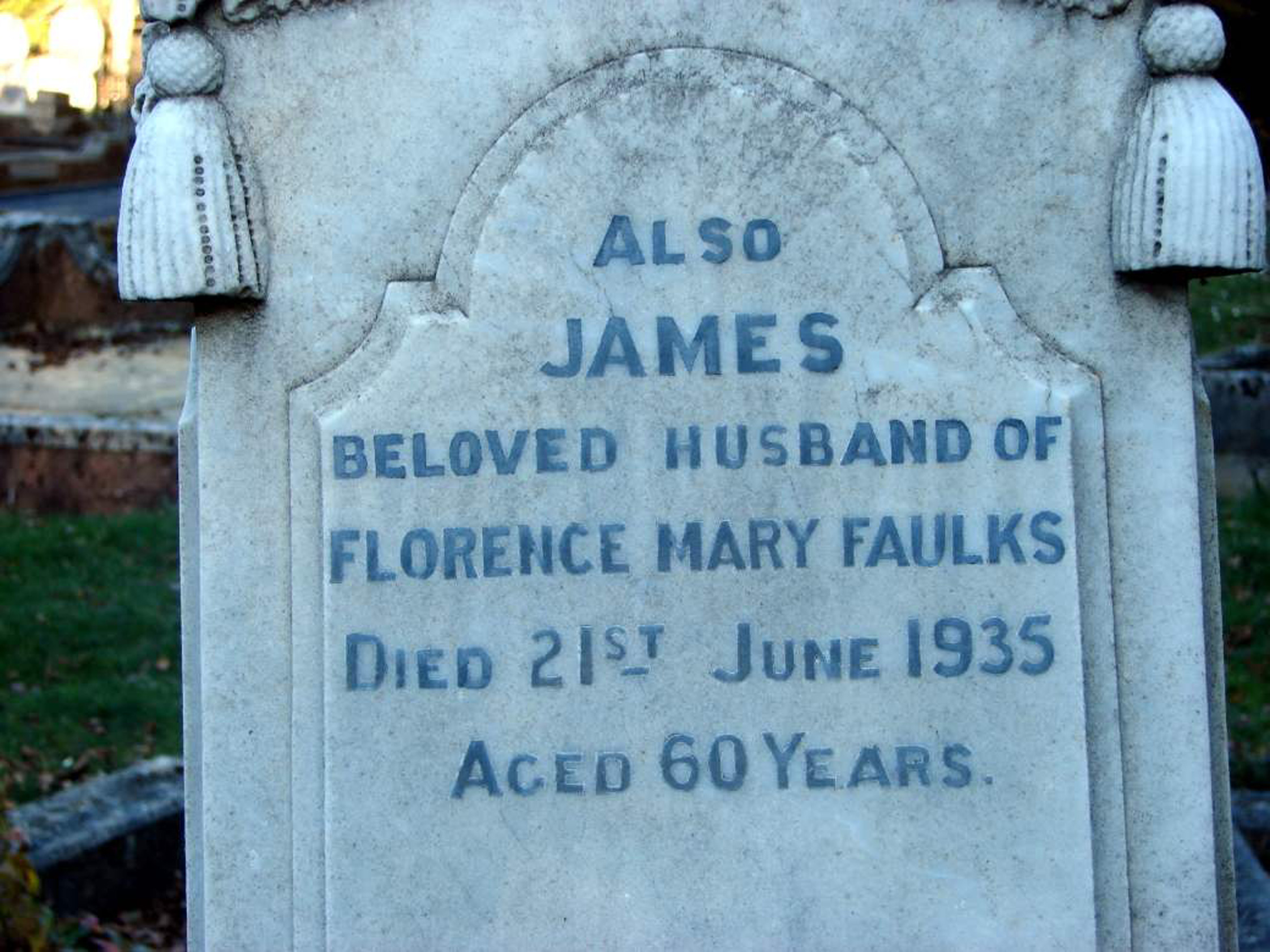 Photo of headstones/James Faulks d 1935 hdstn Dunedin